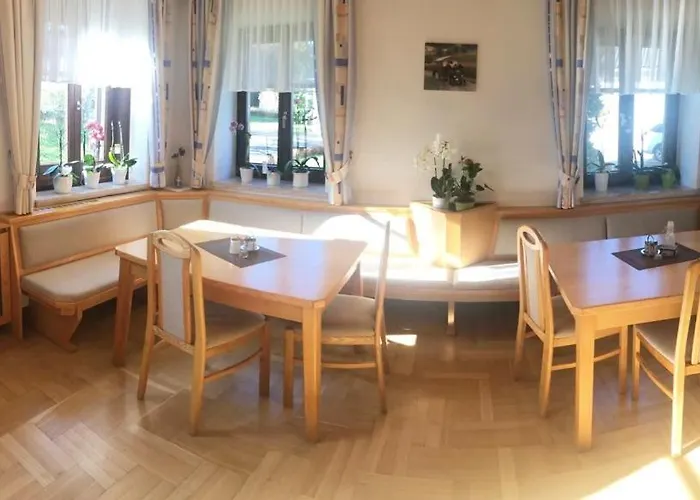 Kronprinz-rudolf-hof Гостевой дом Унтерлам