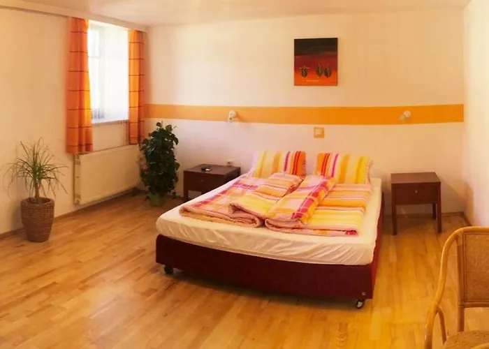 Kronprinz-rudolf-hof Гостевой дом 3*